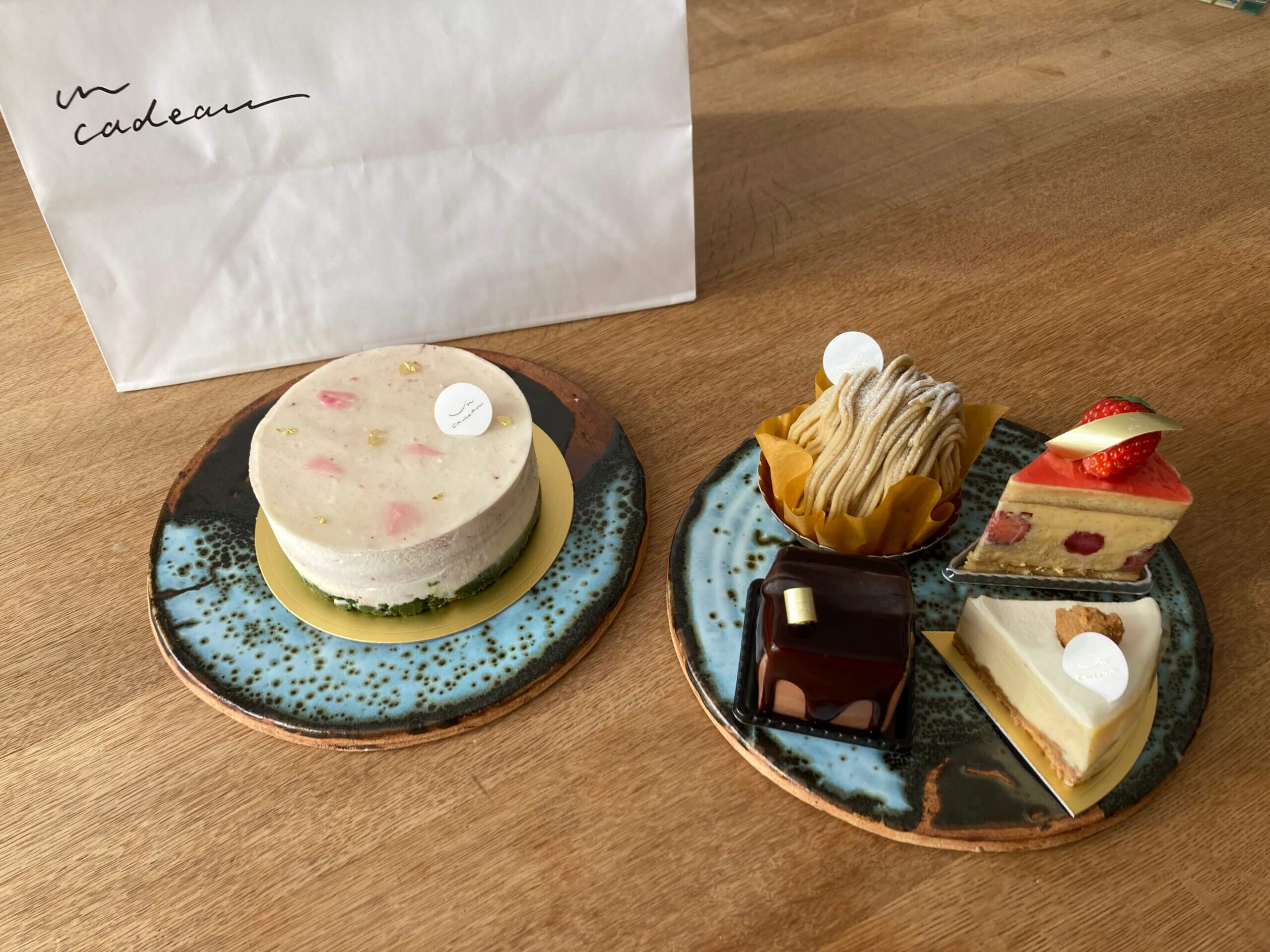 パティスリーアンカド　2022年 ひな祭り限定桜色のケーキ　苺のレアチーズケーキ （東京 町田）